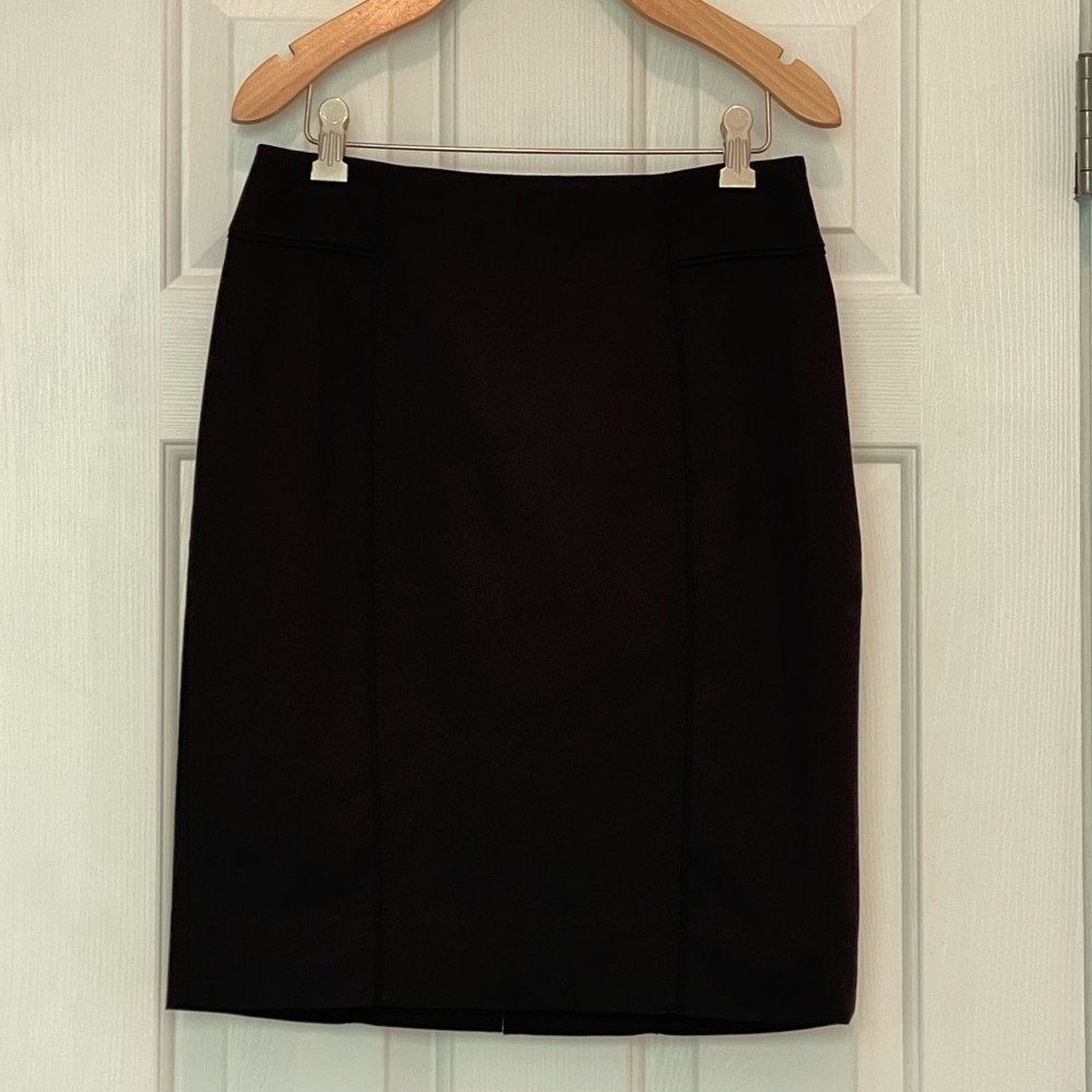WHBM White House Black Market Black Pencil Skirt size 4 NWOT